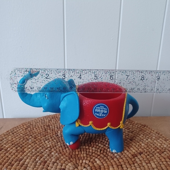 Ringling Circus Elephant Mug - 2001 - Picture 4 of 9